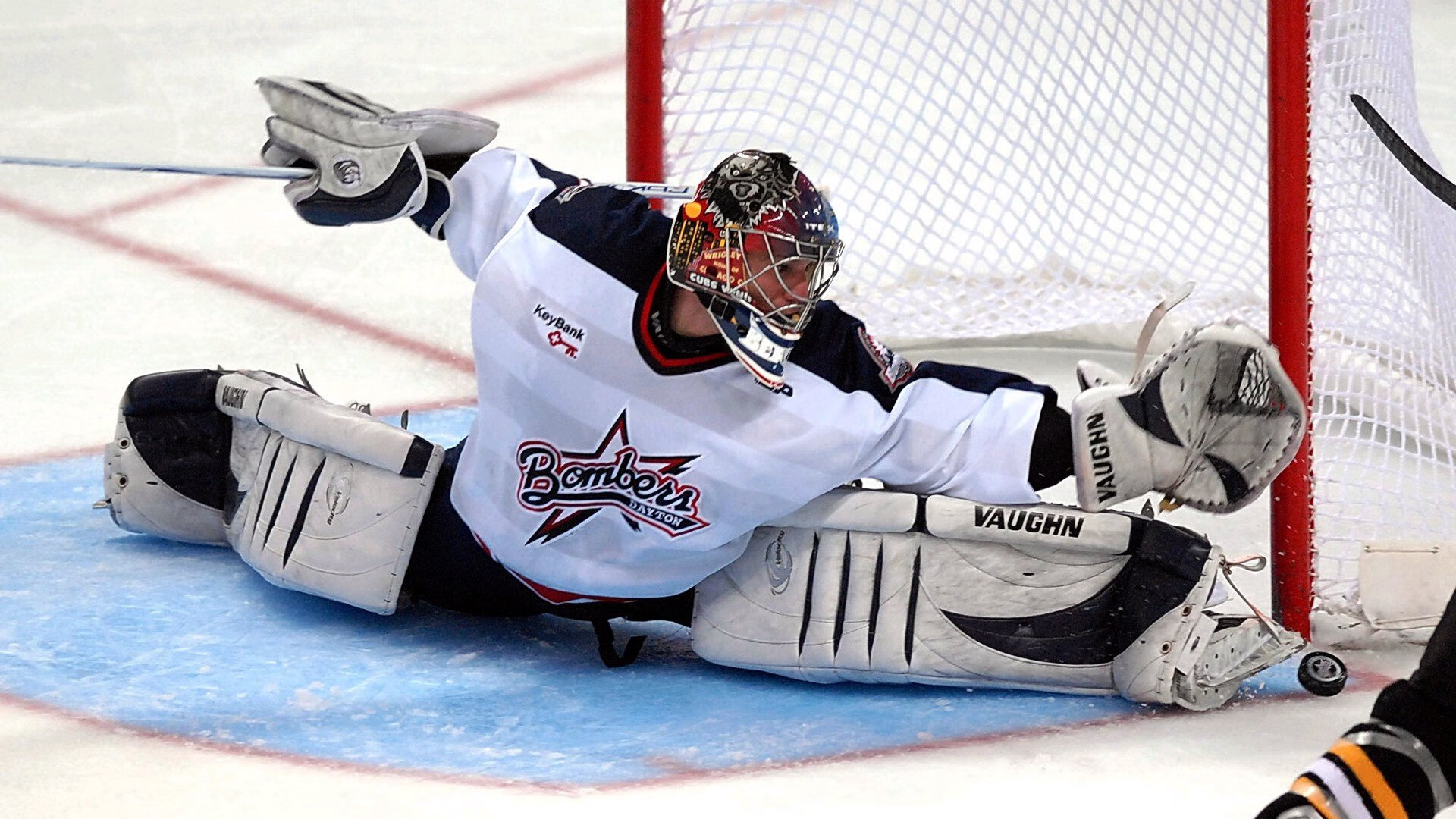 斯密斯：全黑队的战术执行者，精确控制比赛进程，斯密all02